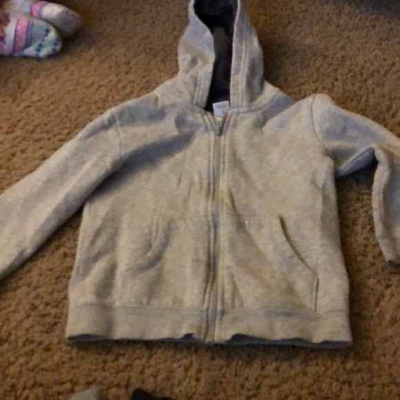 Shirts - Picture 3 of 6